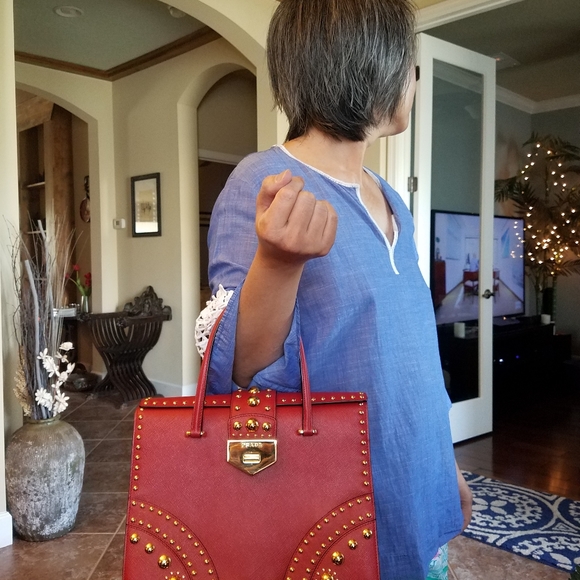 SOLD@! Prada Red Studded Cuir Handbag - Picture 1 of 8